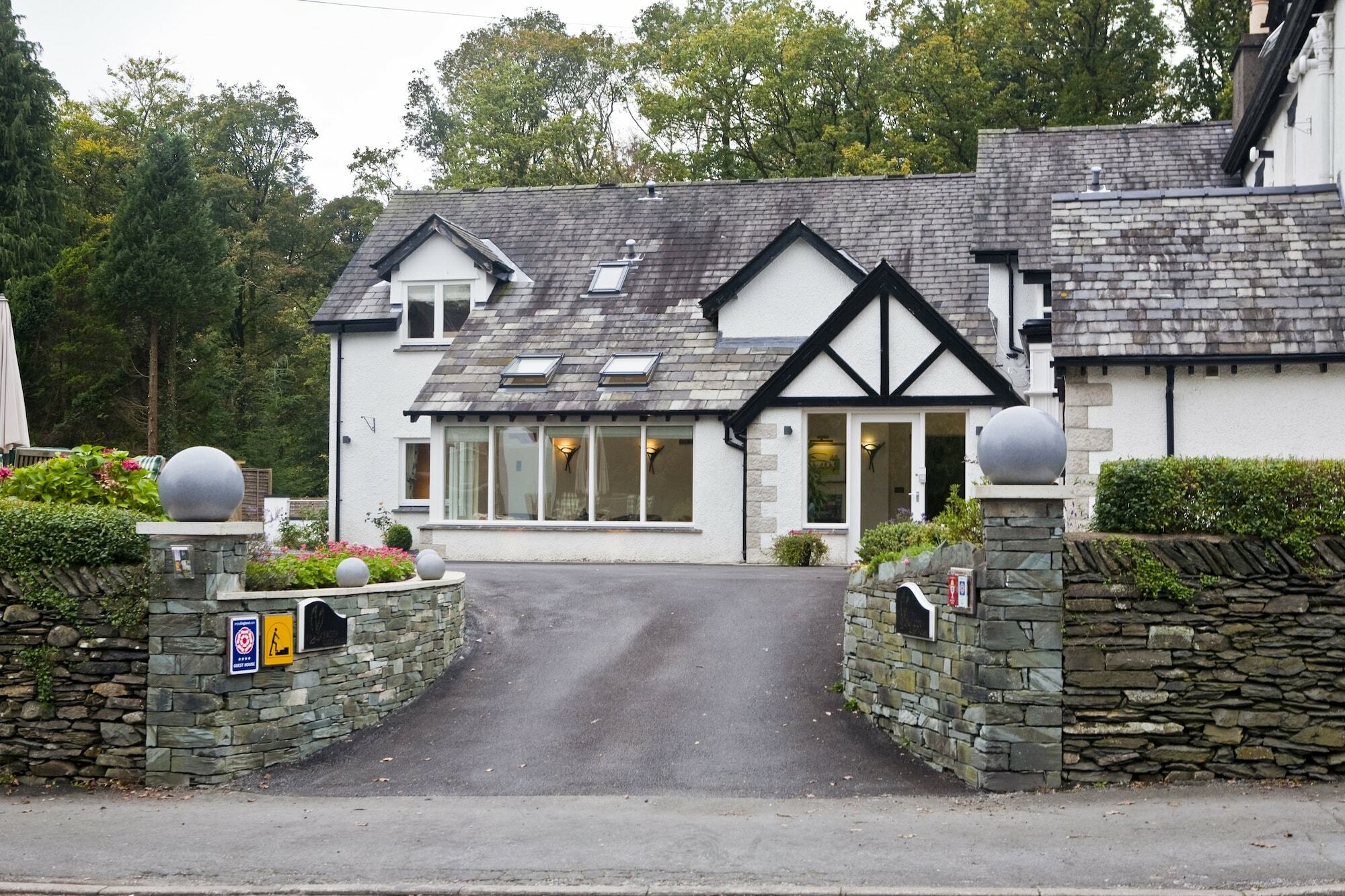 Hawksmoor Guest House Уиндермер Екстериор снимка
